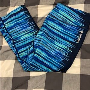 🚚MOVING SALE MUST GO! Reebok cropped leggings